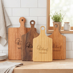 Tabla de cortar embutidos de madera con asa y nombre personalizada Chef Regalo de inauguración de la casa de vacaciones para la familia