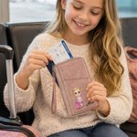 Portapassaporto portatile personalizzato in pelle PU con cinturino, personaggio e nome personalizzati, regalo di compleanno per gli amanti dei viaggi