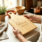 Tabla de cortar embutidos de madera con asa y nombre personalizada Chef Regalo de inauguración de la casa de vacaciones para la familia