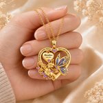 Collana personalizzata di pietre di nascita a farfalla con nome inciso Gioielli delicati Ricordo Memorial Sympathy Regalo per la festa della mamma per le donne