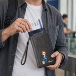Portapassaporto portatile personalizzato in pelle PU con cinturino, personaggio e nome personalizzati, regalo di compleanno per gli amanti dei viaggi
