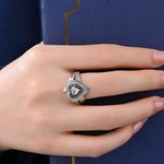 Personalizado Zircon Heart Birthstone Sterling Silver Ring con nombre grabado Año y texto Cumpleaños Aniversario Graduación Regalo para graduados