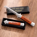 Gepersonaliseerde opvouwbare baardkam van hout en roestvrij staal met gegraveerde naam en cadeaudoos cadeau voor vaderdag bruiloften getuigen vaders