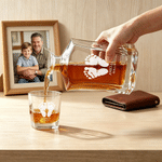 Personalisierte Baby Fußabdruck Whiskey Dekanter mit Text und Datum Geburtstag Jahrestag Vatertag Geschenk für Männer Freunde