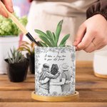 Pot à plantes personnalisé en céramique avec texte et base en bambou Décoration de bureau Cadeau d'anniversaire pour les amoureux des plantes