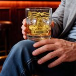 Verre à whisky doré personnalisé 10 oz Old Fashioned Cadeau d'anniversaire de fête des pères pour homme barman amateur de whisky amateur de golf