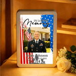 Personalizzato In Loving Memory Fallen Soldier LED Photo Frame Specchio con nome Giorno della memoria Regalo di simpatia per la famiglia dell'esercito perdita di una persona cara