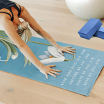 Personalized Birth Flower Super Absorbent Yoga Towel Mat with Name Sports Accessories Birthday Gift for Yoga Lovers Women