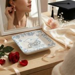 Personalized Line Hand-Drawing Floral Graduate Cap Ceramic Trinket Jewellery Tray with Name Year and School Name Graduation Gift for Graduates