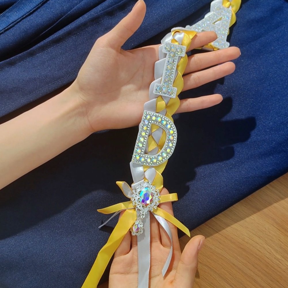 Personalizado Bling Flor Rhinestone Perla Letra Dos Colores Cinta Trenzada Lei con Nombre Graduación Fiesta Decoración Regalo para la Clase de 2026 Graduados 4