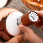 Sello de madera personalizado para huevos de gallina con texto y caja de regalo Uso diario Regalo de cumpleaños para granjero