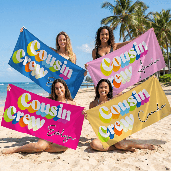 Gepersonaliseerde Multicolor Cousin Crew Sneldrogende Strandhanddoek met Naam Zomervakantie Strandfeest Verjaardagscadeau voor Familie