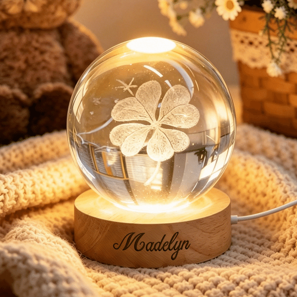 Personalized Four-Leaf Cover Round Crystal Ball LED Night Light with Name and Wooden Base Home Decor Birthday Gift for Kids Friends