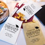 Personalisierte Dank für Poppin Food-Grade Popcorn Kekstüten mit Namen Satz von 20 Graduation Party Favors für Klasse von 2026 Absolventen Seniors