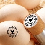 Sello de madera personalizado para huevos de gallina con texto del año y caja de regalo Regalo de cumpleaños de uso diario para el dueño de una granja