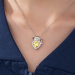 Collier de bonnet de graduation personnalisé avec nom gravé et année de graduation Cadeau de graduation pour les gradués