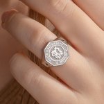 Anello personalizzato con pietre di nascita a monogramma retrò con nome inciso e nome della scuola Regalo di compleanno per laureati e compagni di classe