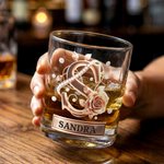 Personalizowana szklanka do whisky 295 ml z inicjałami i motywem róż romantyczny prezent dla pary