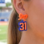 Spersonalizowane wielokolorowe akrylowe kolczyki z numerem sportowym Baseball Game Cheer Gift dla Mamy Baseball Basketball