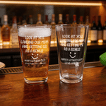 Personalised Look At You Landing My Mom and Getting Me as A Bonus 16 oz Pint Glass Father’s Day Birthday Gift for Bonus Dad Stepfather
