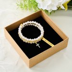 Personalizada Perla Rhinestone Cruz Bouquet Charm con Texto Aniversario Ducha Nupcial Regalo de boda para la novia