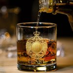 Personalised Gold Badge Wings Crown Initial 10 oz Rock Whiskey Glass with Name Father's Day Birthday Gift for Father Whiskey Lover