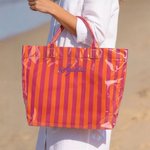 Diseño personalizado a rayas Bolsa de playa impermeable de gran capacidad con nombre bordado Uso en la piscina Regalo de despedida de soltera para chicas Mujeres