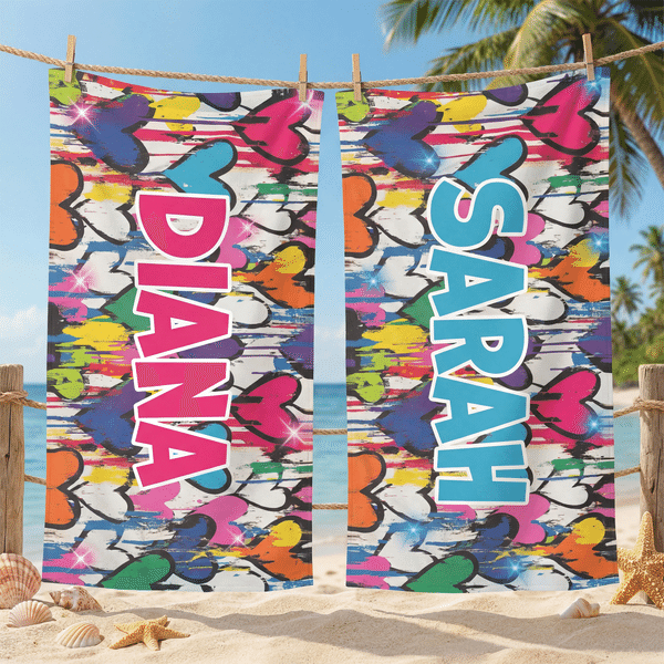 Toalla de playa personalizada de microfibra de secado rápido estilo graffiti y corazón con nombre Esenciales de viaje Fiesta en la playa Regalo de cumpleaños para mujeres Amigos