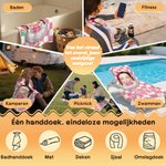 Gepersonaliseerd sneldrogend strandlaken met geruit patroon en naam ideaal voor zomer strandfeestjes en als verjaardagscadeau voor kinderen