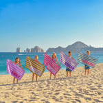 Toalla de playa de secado rápido, suave y agradable a la piel, de rayas de colores, personalizada, con nombre Fiesta en la playa Regalo de cumpleaños para la familia