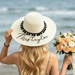 Gepersonaliseerde Text Floppy Strandhoed met Pom-Poms Zomer Accessoire Strand Vakantie Vrijgezellenfeest Huwelijksreis Cadeau voor Vrouwen Bruid