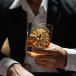Personalised Best Dad Ever Fist Bump Design 10 oz Rock Whiskey Glass with 1-12 Names Father's Day Birthday Anniversary Gift for Dad Grandpa