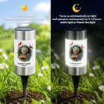 Personalised Wreath Photo Solar Garden Light with Name and Year Garden Decoration Memorial Sympathy Gift for Loss of Relatives