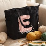 Henkilökohtainen virkkuukoukku Initial Suuri Corduroy Kangaskassi nimi Travel Essential syntymäpäivälahja naisille neulominen ystäville