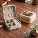 Personalized Classical Guitar Pattern PU Leather Guitar Pick Storage Box with Zipper and Name Music Accessories Birthday Gift for Guitar Player
