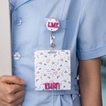 Badge d'identification personnalisé avec texte monogramme et enrouleur de badge Journée de l'infirmière à l'hôpital Cadeau de l'enseignant pour l'étudiant en soins infirmiers