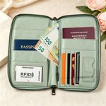 Personalisierte Cartoon-Figur Reisepasshülle aus PU-Leder | mit Handschlaufe | Reisezubehör | Geburtstag Geschenk für Familie Freunde