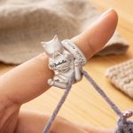 Personalized Cute Cat Crochet Yarn Tension Ring with Name and Text Crochet Accessories Birthday Gift for Crochet Lovers Cat Lovers