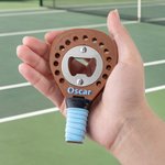 Abrebotellas de raqueta de pádel personalizado en 3D y multicolor con nombre Regalo de cumpleaños, día de juegos deportivos para los amantes del pádel
