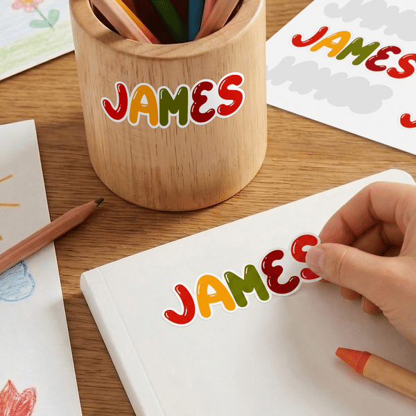Gepersonaliseerde kleurrijke naam Waterdichte Stickers Terug naar School Verjaardagscadeau voor studenten Kinderen