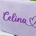 Personalizowana kosmetyczka w paski z haftowanym imieniem w kształcie serca niezbędnik podróżny idealna na ślub lub urodziny dla kobiet i druhen