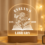 Veilleuse LED personnalisée avec nom, année, texte et base en bois Cadeau d'anniversaire pour les amoureux des livres.