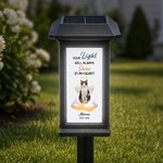 Personalizzato Your Light Will Always Shine Pet Photo Solar Garden Light con nome e data Garden Decor Memorial Sympathy Gift for Pet Owners (regalo di cordoglio per i proprietari di animali domestici)