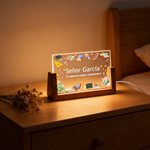Luz nocturna LED personalizada con nombre apellido y base de madera regalo de agradecimiento para profesores en el Día del Maestro