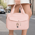 Trousse de toilette de voyage en cuir PU à compartiments multiples, personnalisée avec un personnage de dessin animé et une fleur de naissance, avec prénom – Cadeau d'anniversaire pour un usage quotid