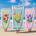 Spersonalizowany, wielobarwny ręcznik plażowy w szachownicę z motywem kwiatów urodzinowych, szybkoschnący, w rozmiarze oversize, z imieniem – idealny prezent na letnie wakacje lub urodziny dla kobiet 