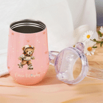 Personlig, flerfärgad sport-nalle i form av en 10 oz-termosmugg med dubbla handtag och namn – perfekt som present till babyshower eller födelsedag för spädbarn