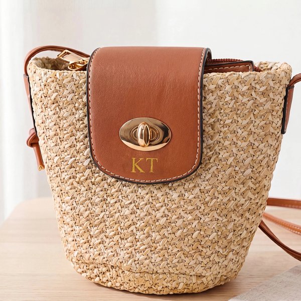 Monogramme personnalisé Sac de paille avec bandoulière en cuir Accessoires de voyage pour la plage d'été Cadeau pour les femmes