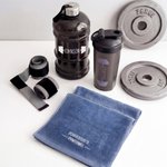Personalisierter Shaker-Becher im Barbell-Design, Flasche mit großem Fassungsvermögen, besticktes Handtuchset mit Namen – das perfekte Geschenk für Fitnessbegeisterte, zum Alltag im Fitnessstudio oder