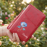 Porte-passeport et portefeuille de voyage personnalisés en cuir PU, style vintage, avec motif « fleur de naissance » et prénom : un cadeau d'anniversaire indispensable pour les passionnés de voyage